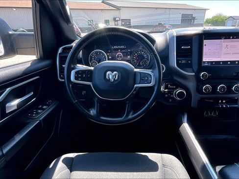 Used 2022 RAM 1500 Big Horn AWD/4WD image 5