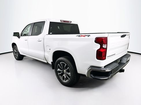 Used 2024 Chevrolet Silverado 1500 LT AWD/4WD image 5