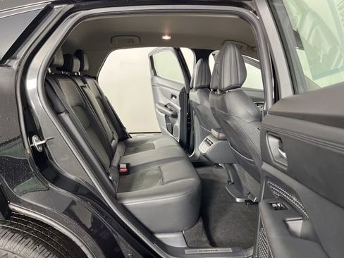 Used 2024 Nissan Ariya AWD image 46