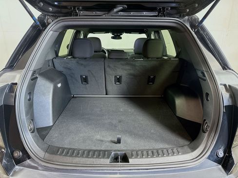 Used 2026 Chevrolet Equinox LT FWD image 24