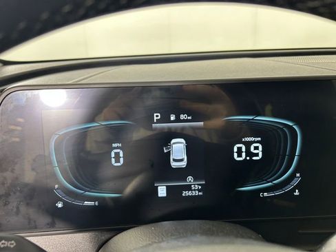 Used 2023 Kia Sportage EX image 18