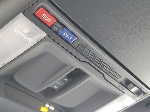 Used 2026 Subaru Forester Premium image 32