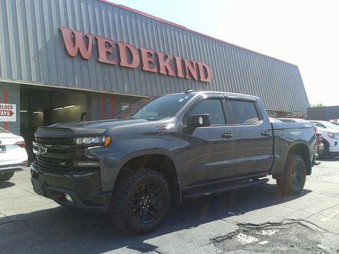 Used 2021 Chevrolet Silverado 1500 LT Trail Boss w/ LT Trail Boss Premium Package AWD/4WD image 1