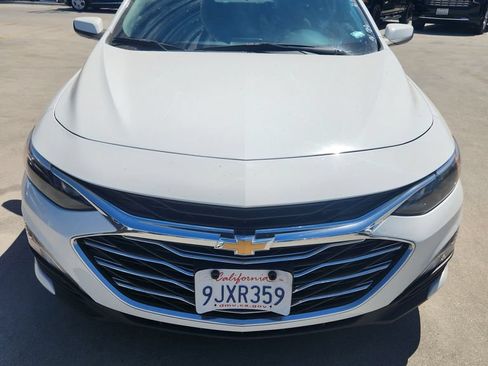 Used 2024 Chevrolet Malibu LT FWD image 1