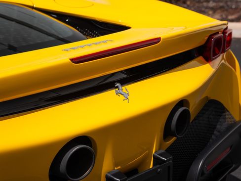 Used 2021 Ferrari SF90 Stradale AWD/4WD image 34