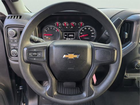 Used 2019 Chevrolet Silverado 1500 Custom w/ Custom Convenience Package image 20