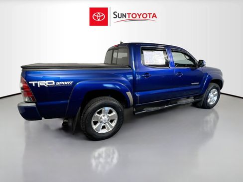 Used 2014 Toyota Tacoma PreRunner w/ TRD Sport Package image 4