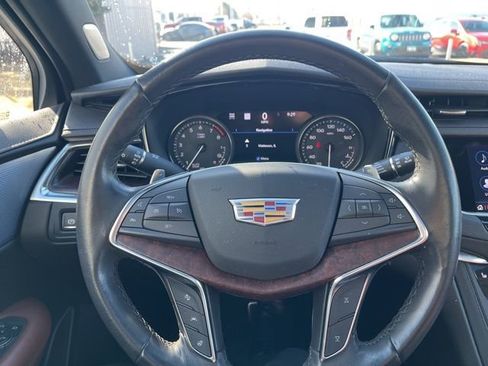Used 2023 Cadillac XT5 Sportv w/ Technology Package image 23