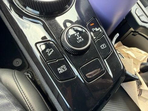 Used 2023 Kia Sportage EX AWD/4WD image 19