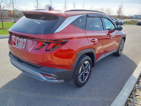 Certified 2025 Hyundai Tucson SEL image 6