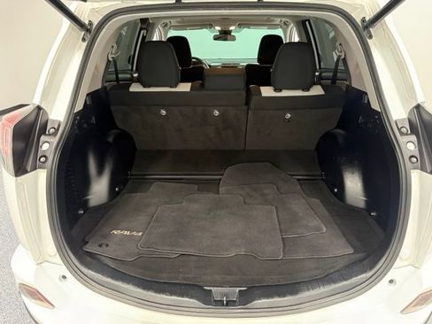 Used 2018 Toyota RAV4 XLE w/ Convenience Package AWD/4WD image 37