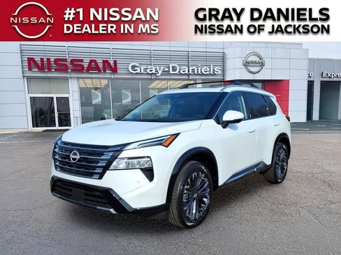 New 2026 Nissan Rogue Platinum w/ Platinum Premium Package AWD/4WD image 3
