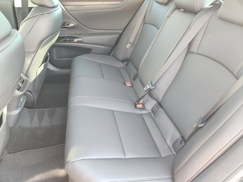 New 2025 Lexus ES 300h w/ Premium Package image 23