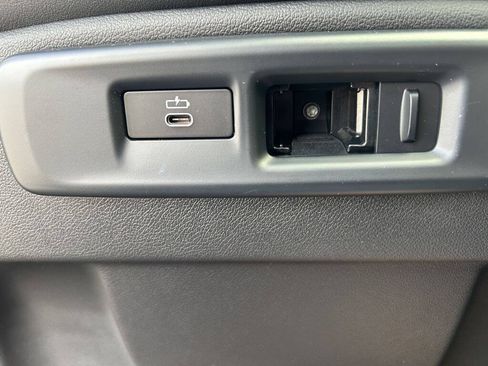 Used 2023 BMW X5 xDrive40i AWD/4WD image 42