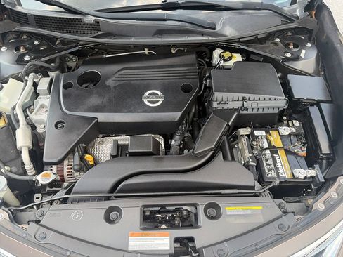 Used 2013 Nissan Altima 2.5 SL FWD image 22