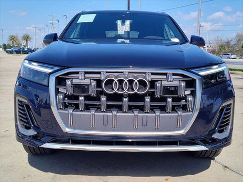 Certified 2025 Audi Q7 2.0T Premium w/ Convenience Package AWD/4WD image 16