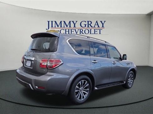 Used 2020 Nissan Armada SL image 3