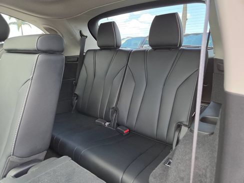 Used 2023 Acura MDX SH-AWD w/ Advance Package image 23