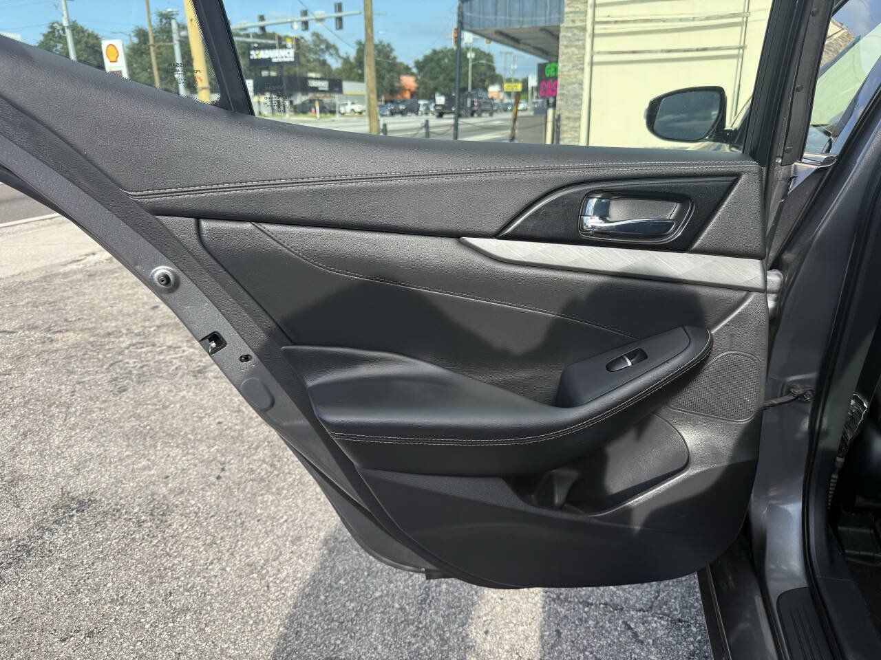 Used 2017 Nissan Maxima 3.5 SV FWD image 17