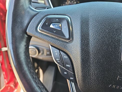 Used 2019 Lincoln MKC Select w/ Select Plus Package image 17