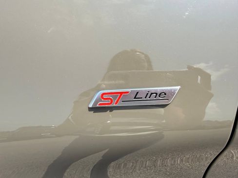 New 2026 Ford Explorer ST-Line w/ ST-Line Street Pack AWD/4WD image 12
