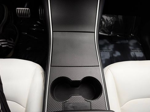 Used 2020 Tesla Model Y Long Range image 62