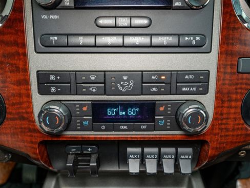 Used 2012 Ford F350 King Ranch w/ King Ranch w/Chrome Pkg image 19