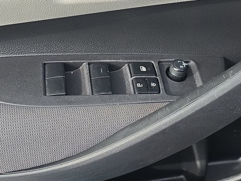 Used 2024 Toyota Corolla LE image 29