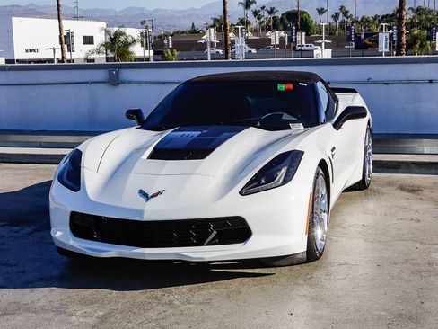 Used 2014 Chevrolet Corvette Stingray Convertible w/ 3LT Preferred Equipment Group RWD image 4