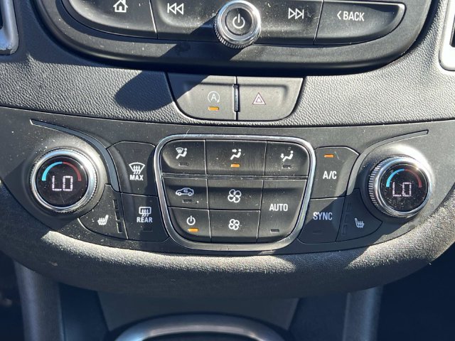 Used 2023 Chevrolet Malibu LT FWD image 23