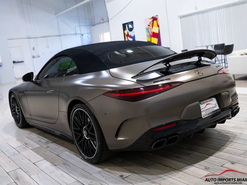 Used 2022 Mercedes-Benz SL 55 AMG 4MATIC image 16