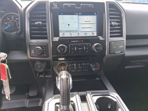 Used 2017 Ford F150 XLT w/ Equipment Group 302A Luxury AWD/4WD image 21