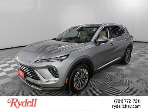 Used 2024 Buick Envision Preferred AWD/4WD image 1