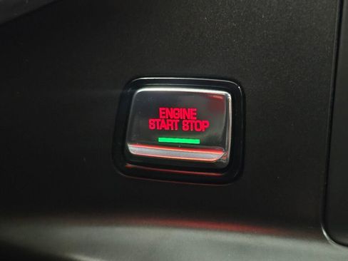 Used 2019 Chevrolet Corvette Stingray Coupe w/ 1LT image 44