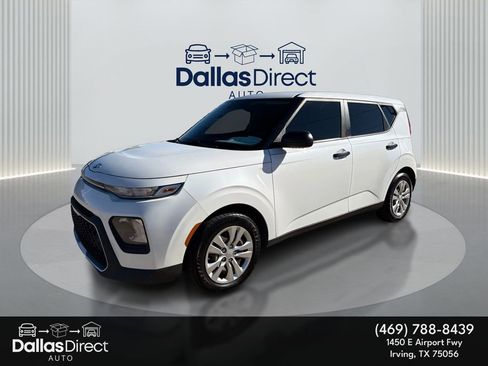 Used 2020 Kia Soul LX image 1