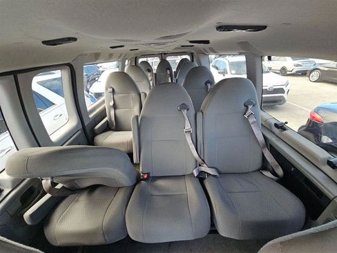 Used 2013 Ford E-350 and Econoline 350 XLT RWD image 18