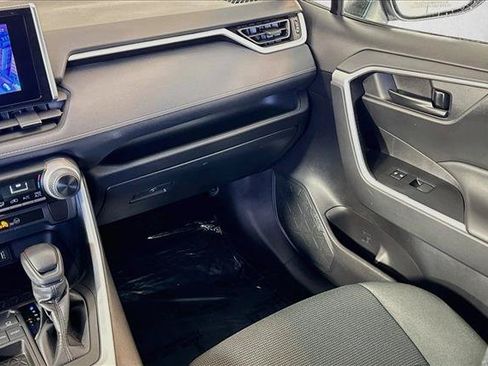 Used 2023 Toyota RAV4 LE FWD image 20