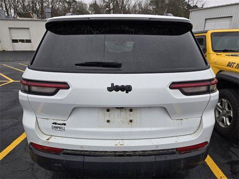 Used 2023 Jeep Grand Cherokee L Altitude image 6