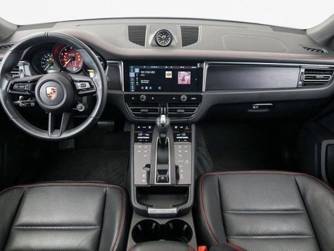 Used 2023 Porsche Macan GTS image 17