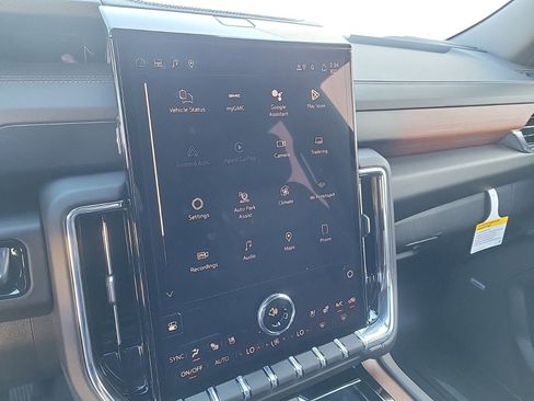 New 2026 GMC Yukon Denali image 18