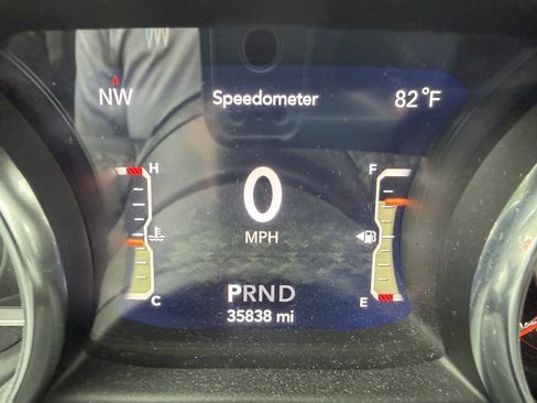 Used 2021 Jeep Wrangler Sport AWD/4WD image 15