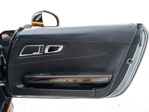 Used 2016 Mercedes-Benz AMG GT S image 22