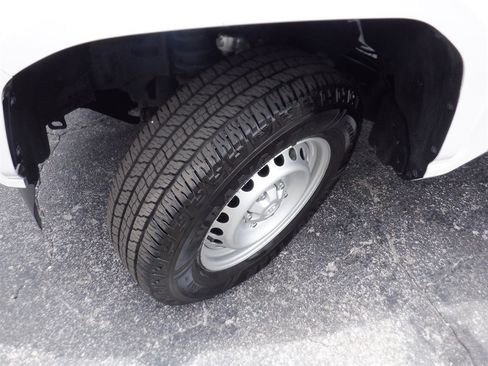 Used 2024 Toyota Tacoma SR RWD image 18