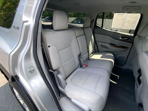 Used 2019 GMC Acadia SLE FWD image 26