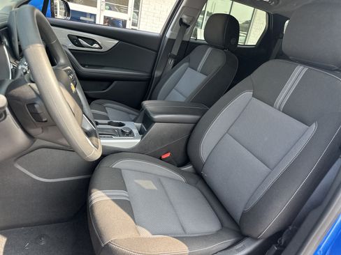 Used 2024 Chevrolet Blazer LT w/ Convenience Package FWD image 12