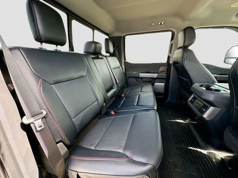 Used 2023 Ford F250 Lariat w/ Lariat Ultimate Package AWD/4WD image 27