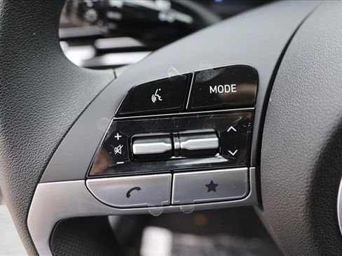New 2026 Hyundai Elantra SE FWD image 14