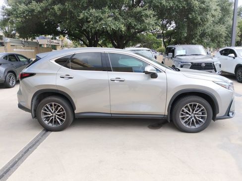 Used 2026 Lexus NX 350h FWD w/ Accessory Package (2T) image 4