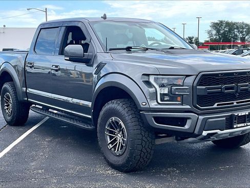 Used 2019 Ford F150 Raptor w/ Equipment Group 802A Luxury AWD/4WD image 37
