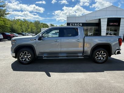 New 2026 GMC Sierra 1500 SLT w/ SLT Premium Package